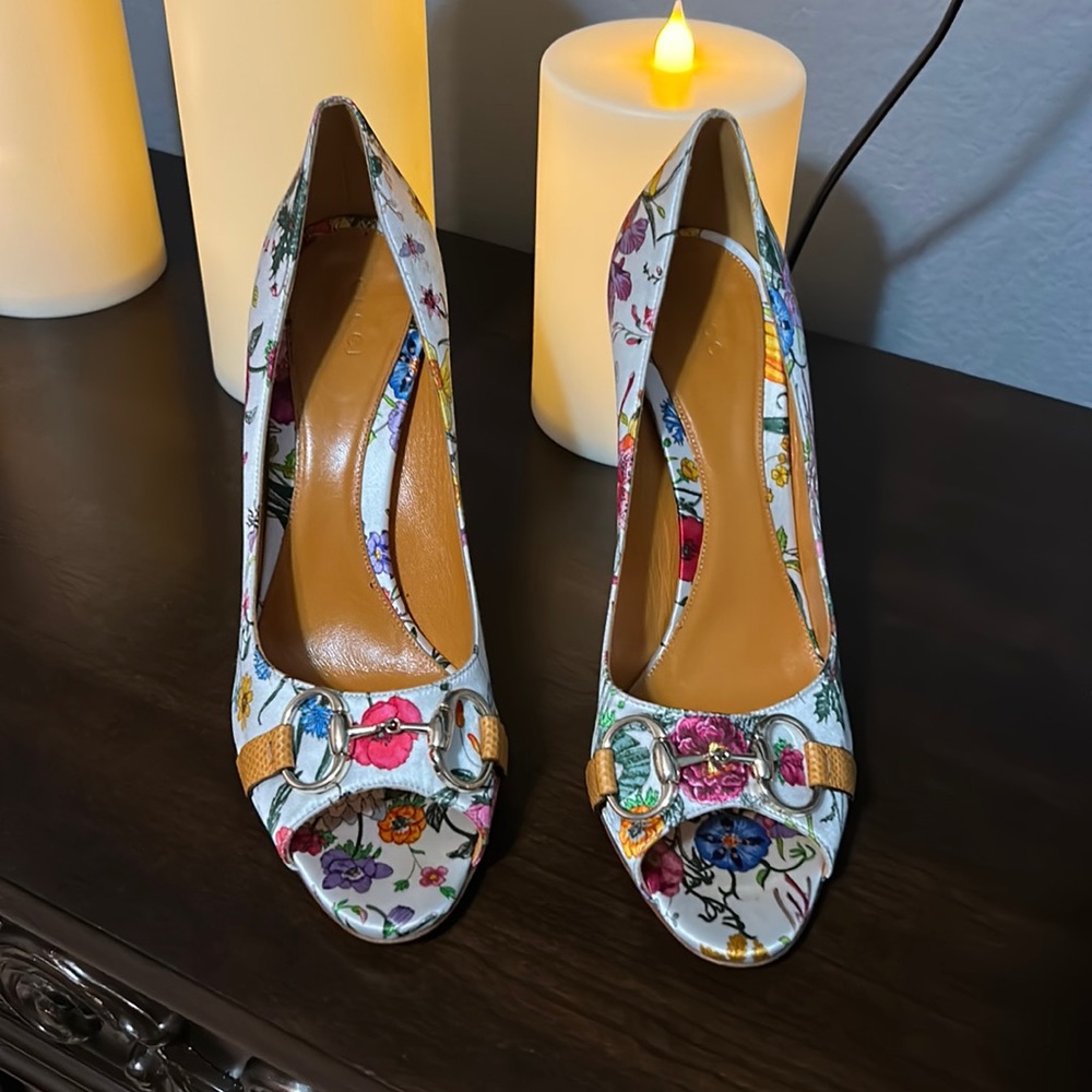 Gucci Heels